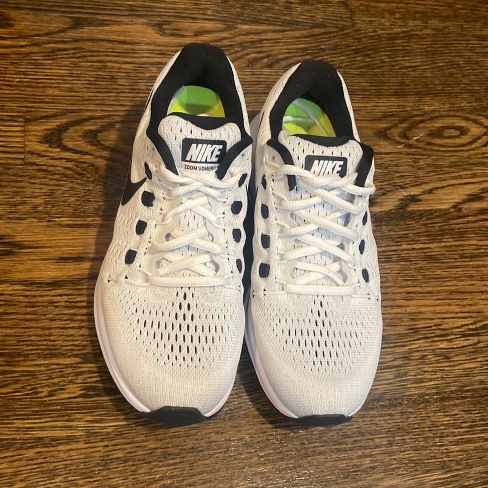Never Worn Women’s Nike Zoom Vomero 12